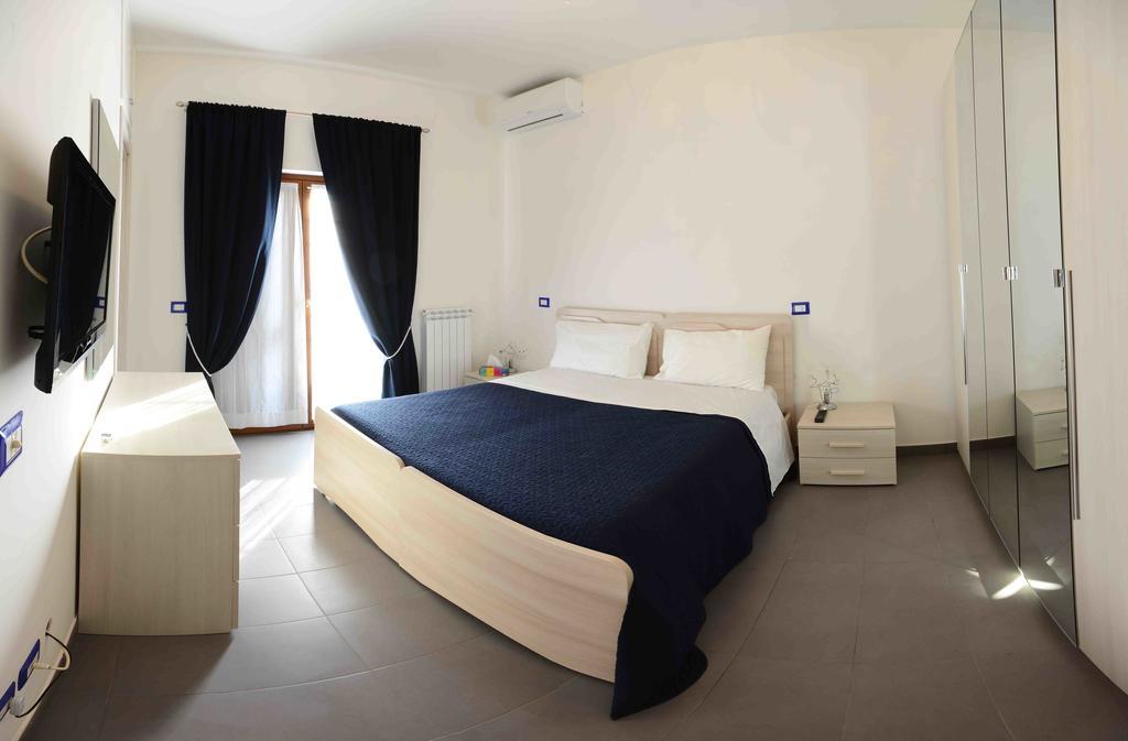 Flat House Apartment Fiumicino Room photo